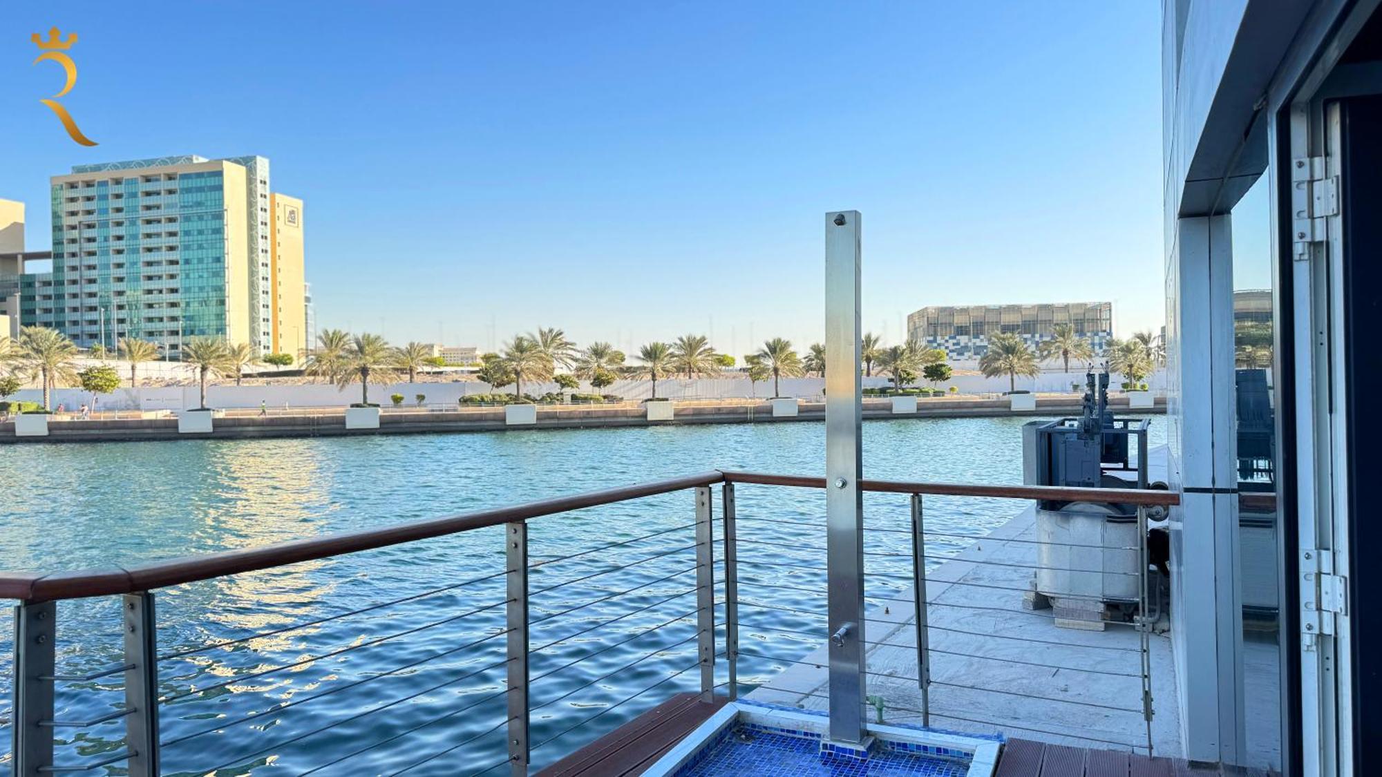 Appartement Oceanview 2br Bliss In Al Raha With Pool N Balcony